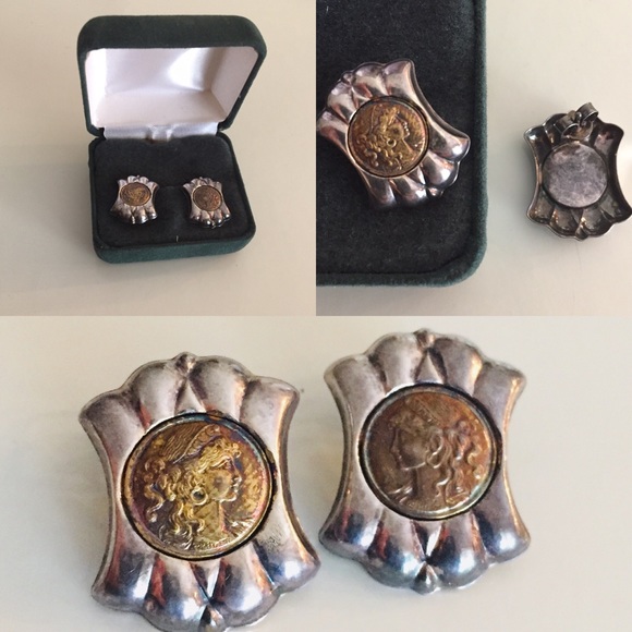 Rare Metal Slivery Antique Vintage Silver Italian Cameo Crest Post Earrings - Picture 2 of 8